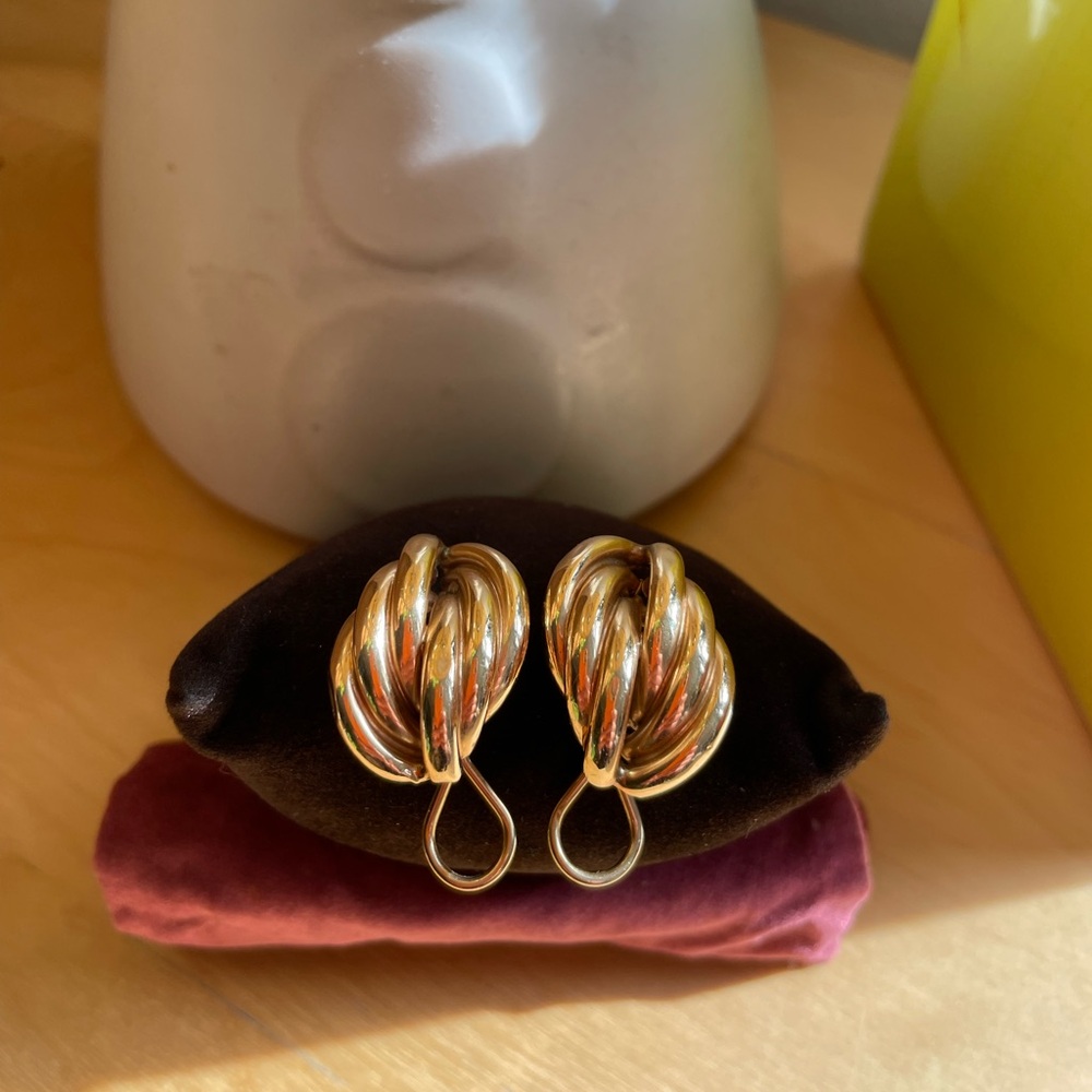 14K gold twisted Hoop Earrings